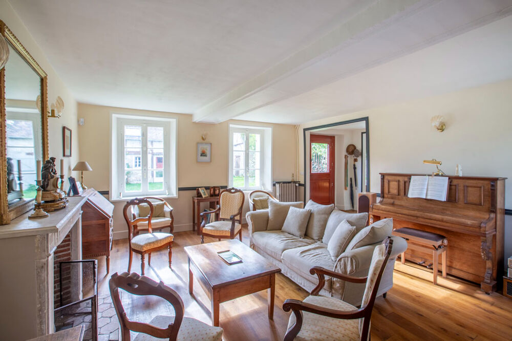 Maison Traditionnelle et dépendances à Pressagny - L'Orgueilleux 27510 16 pièces 11 Chambres 392 m2