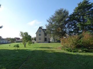  Maison � vendre 7 pi�ces 205 m�