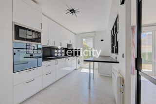  Appartement à vendre 4 pièces 82 m²