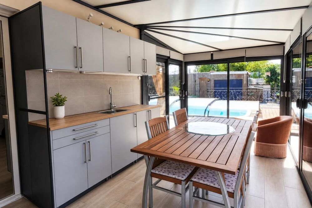 Maison T5 de 100 m² située à Eyrans