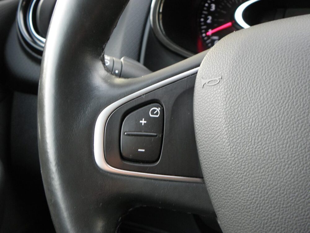 Clio IV 0.9 TCe 90ch Energy Intens • 1&egrave;re main Entretien Renault 2018 occasion 57640 Malroy