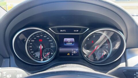 Classe GLA 200 156 7G-DCT Sensation - Automatique 2019 occasion 38000 Grenoble