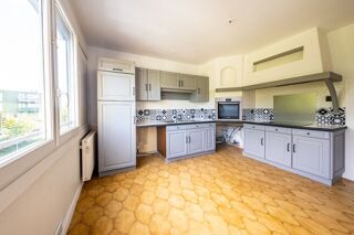  Appartement  vendre 4 pices 84 m