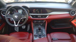 Stelvio MY19 2.2 210ch Q4 BVA8 Turismo - Automatique Toit ouvrant 2019 occasion 50250 La Haye