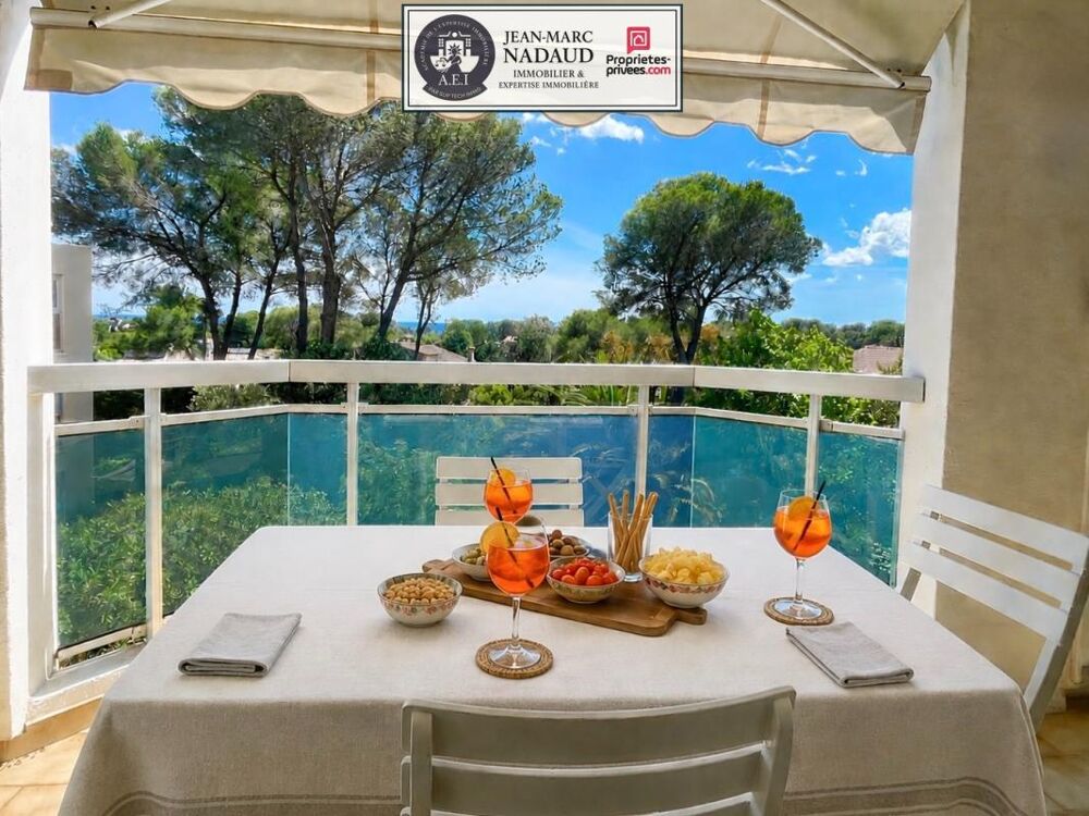 Studio à 600m coeur village, plage à pied, clim, au sein d'une véritable pinède