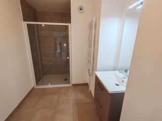  Appartement à louer 2 pièces 39 m²