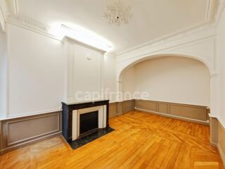  Appartement � vendre 4 pi�ces 143 m�