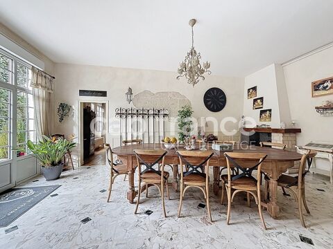   Local commercial - Chambres d'hôtes au coeur de Langeais 420 m², 8 chambres 