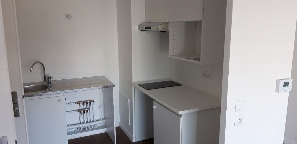 Location Appartement T2 avec balcon et parking à LOUVRES Louvres