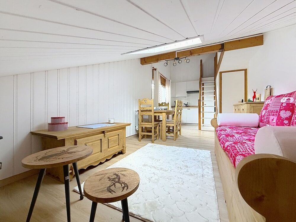 Appartement mansardé rénové à 50 m du télésiège - BELLEVAUX HIRMENTAZ (74)