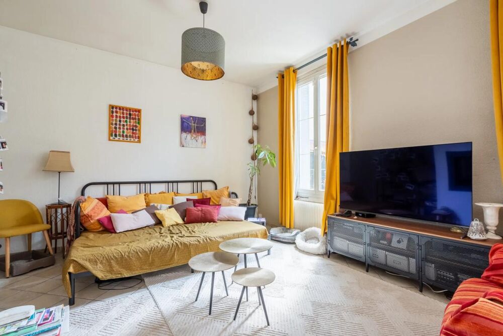Maison de 9 pièces de 196 m² à Aubervilliers