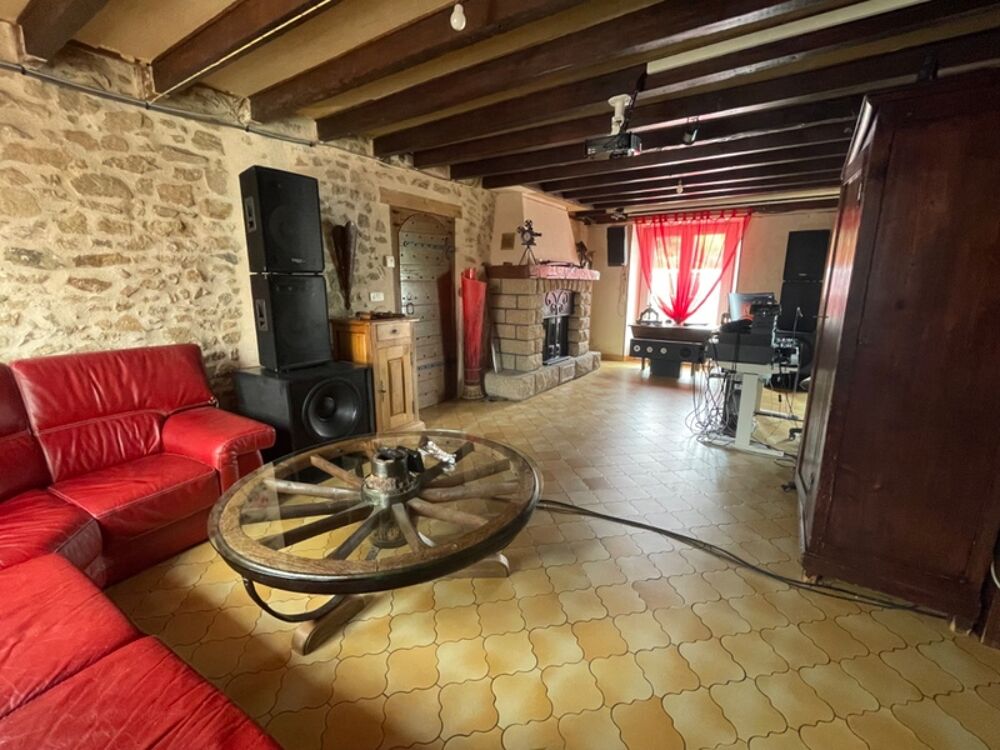 Maison 6 pièces 250 m² · à Lizieres · 250 m² · 193 000 €