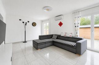  Duplex/triplex à vendre 4 pièces 80 m²