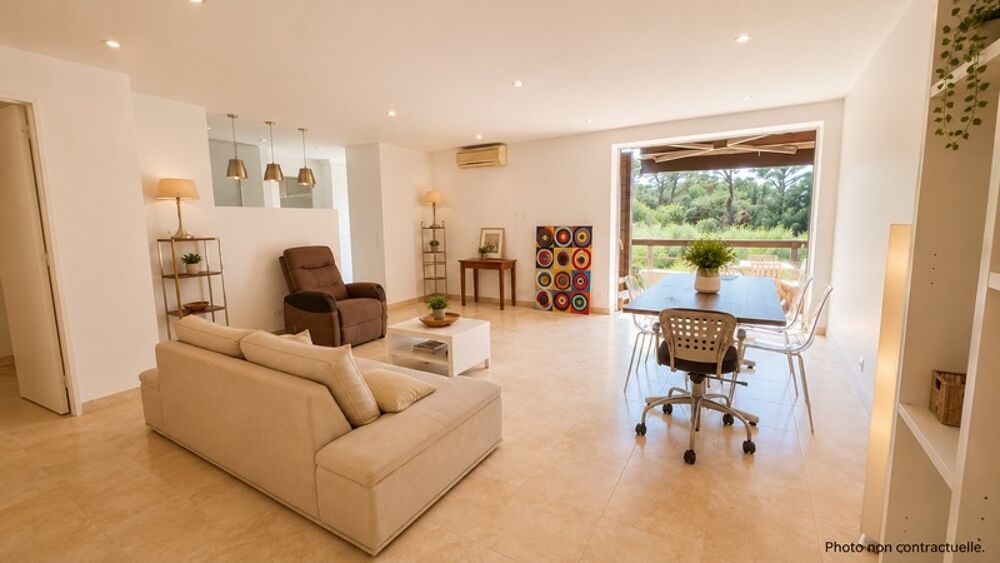 Appartement 3 pièces avec rooftop et deux box fermés SAINT TROPEZ (83)