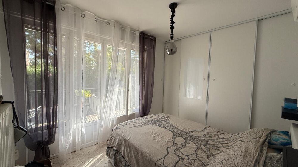 Vente Appartement Appartement à vendre 3 pièces FREJUS (83) Frejus