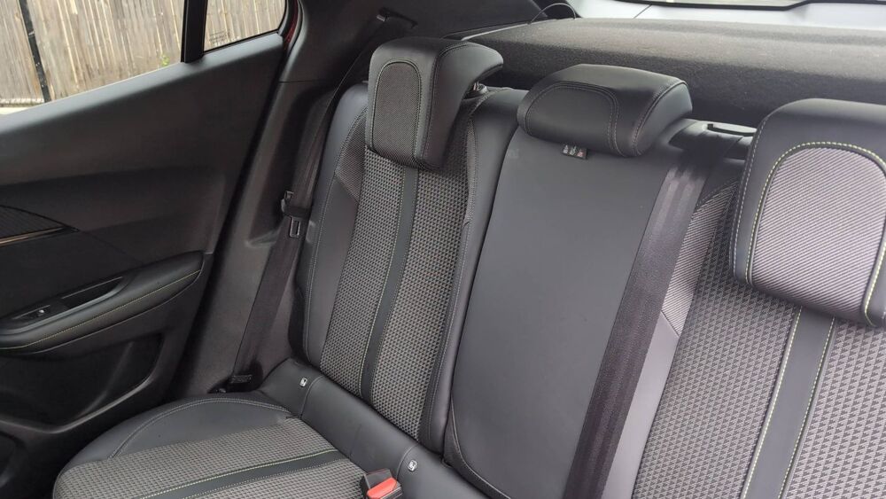 2008 II 1.2 PureTech 130 EAT8 GT - Automatique Toit ouvrant 2021 occasion 33110 Le Bouscat