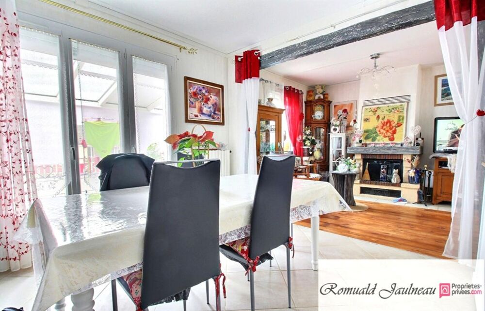 Maison 213 M² HAB à THIVARS
