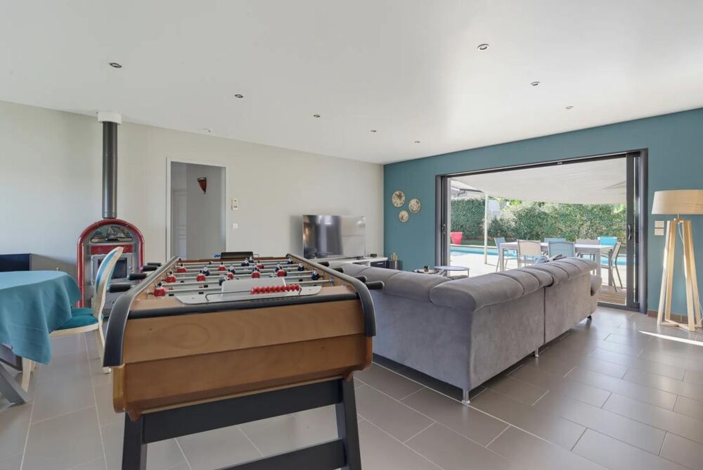 Vente Maison Cursan - Maison  Familiale  6 pièces de 186,25 m² Cursan