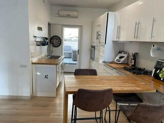  Appartement � vendre 4 pi�ces 125 m�