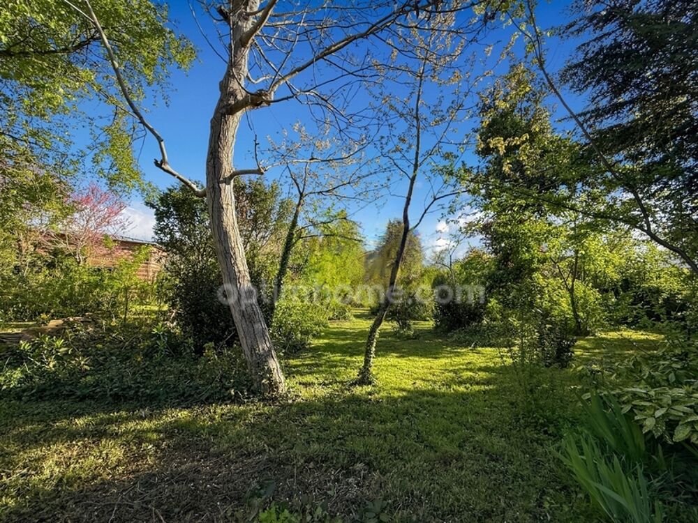 Vente Propriété/Château MAISON ET DEPENDANCES - TERRAIN 440 m2 - 285 000 EUROS Beauchamp