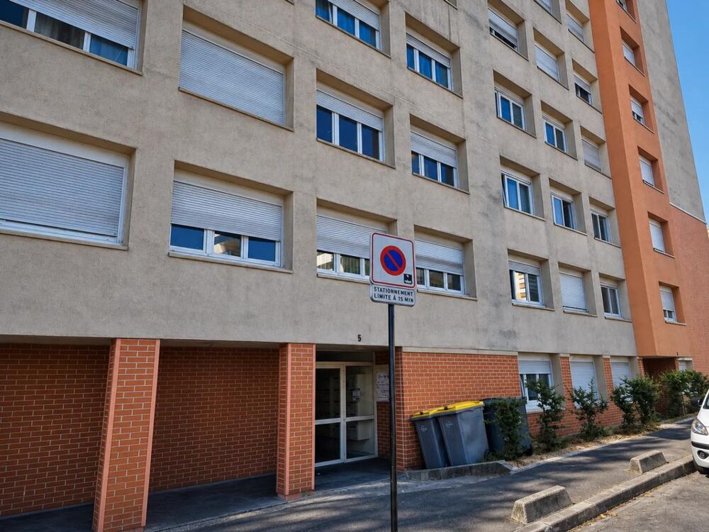 GARGES LES GONESSE - CENTRE - GRAND APPARTEMENT T2 DE 50 M²
