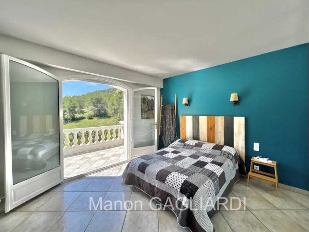  vendre  Villa Saint-Cyr-sur-Mer (83270)