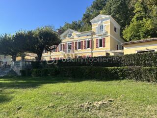  Propri�t�/ch�teau � vendre 15 + pi�ces 722 m�