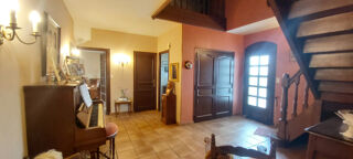 Maison à vendre 11 pièces 239 m²