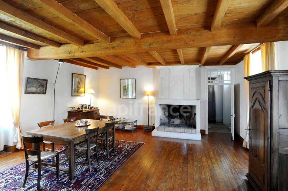 à vendre  Propriété/château Cognac (16100)