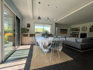  Maison  vendre 6 pices 160 m