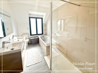  Maison 5 pi�ces 109 m� Lacroix saint ouen