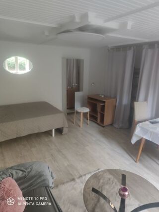  Appartement à louer 1 pièce 28 m²