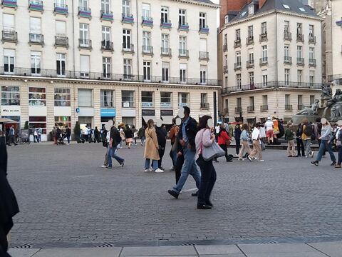   44000 NANTES - PLACE ROYALE - LOCAL COMMERCIAL 37 M² 