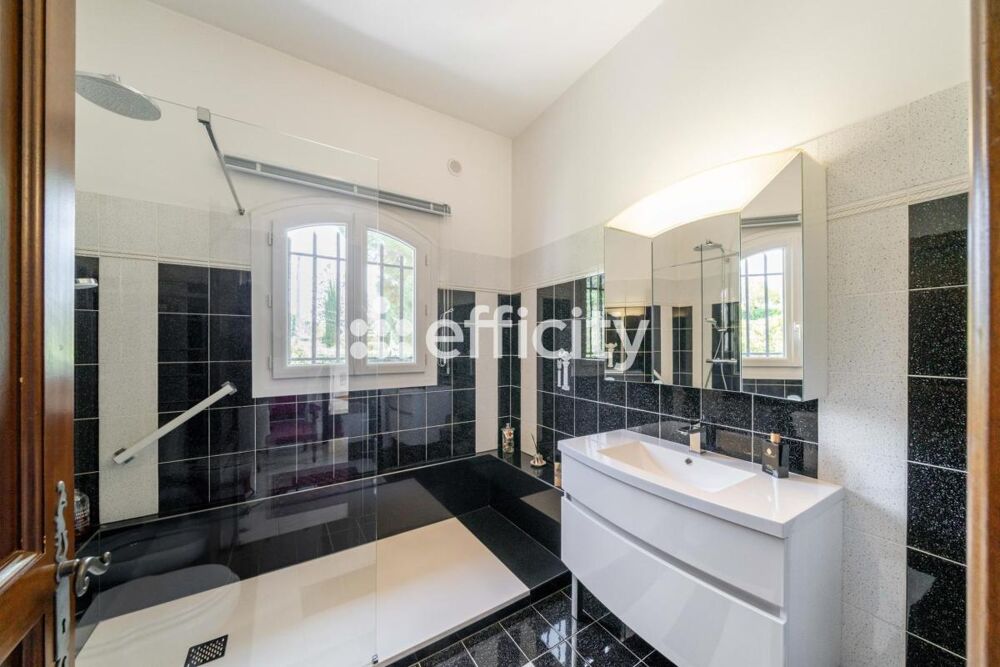 à vendre  Villa Mandelieu-la-Napoule (06210)