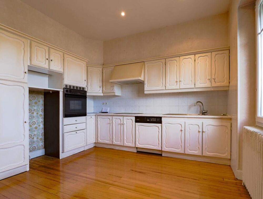 Maison 9 pièces 241 m2 à vendre à AUSSILLON