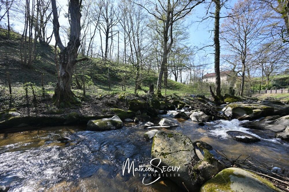 Ancien Moulin sur 1,3 Ha de terrain à MESSIMY (69)