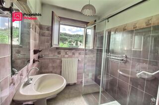  Villa à vendre 7 pièces 240 m²