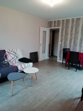  Appartement à louer 2 pièces 46 m²