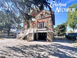  Maison à vendre 9 pièces 238 m²