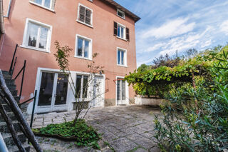  Maison à vendre 8 pièces 275 m²