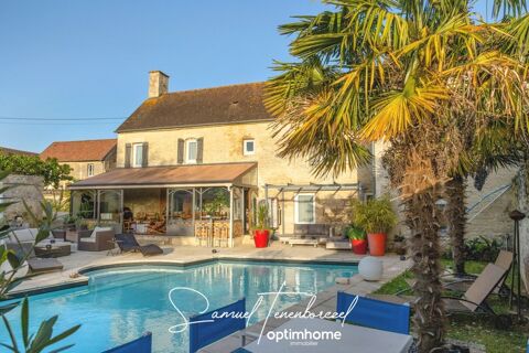  Maison de caract�re en pierre avec piscine � 160 m� � ERNES (14270) Maison - 6 pi�ce(s) - 160 m�