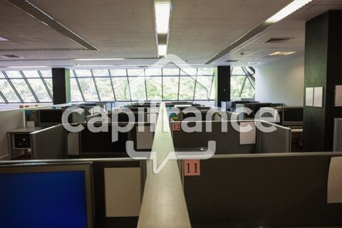 PLATEAU DE BUREAUX 167 M&sup2; &Agrave; LOUER – AIX-EN-PROVENCE Proximit&eacute; centre-ville – Immeuble tertiaire et m&eacute;dical – Espace lumineux et 2366 13100 Aix en provence