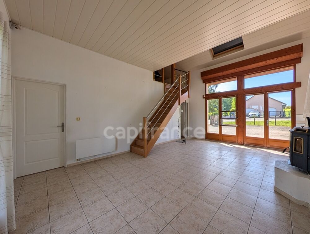 Maison à vendre 8 pièces proche de BLETTERANS (39)