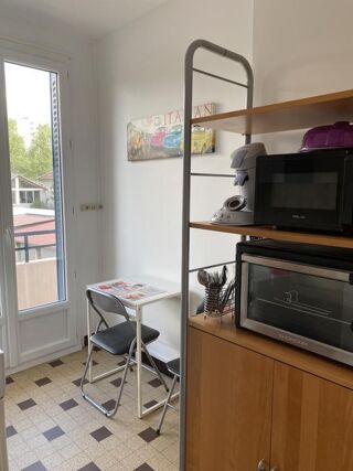  Appartement à louer 1 pièce 28 m²