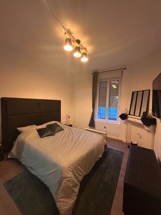  Maison à louer 6 pièces 140 m²