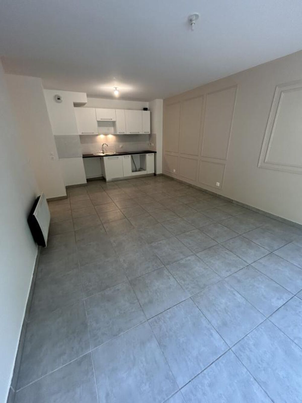 Vente Appartement MARSEILLE 9?   SUPERBE APPARTEMENT T3 AVEC GRANDE TERRASSE D Marseille 9