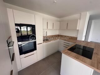  Maison 6 pi�ces 130 m� Brebieres