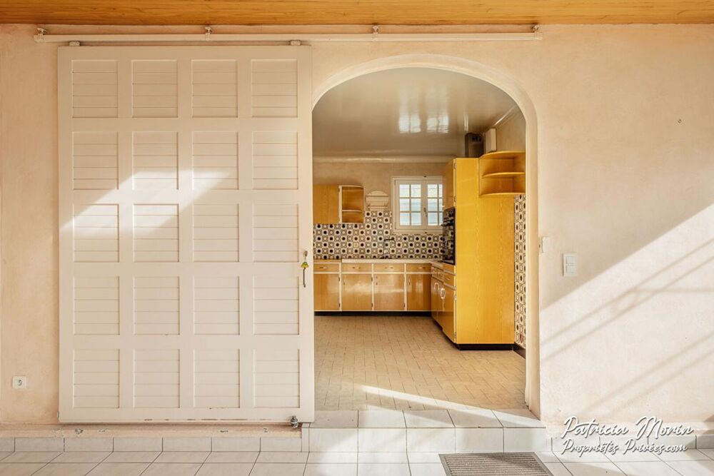 Vente Maison Maison  centre ville de HINX   185 m2 Avec dépendances et terrain constructible Dax