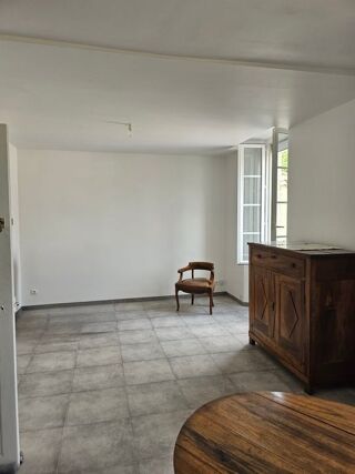  Appartement à louer 3 pièces 66 m²