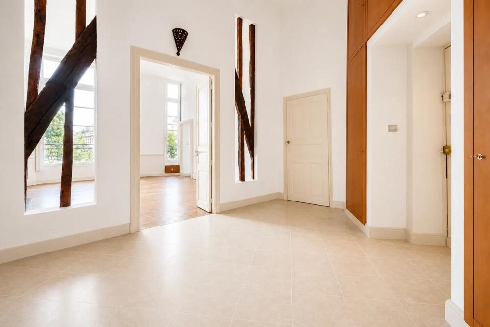 Appartement T4 spacieux avec 2 chambres - 127 m² - Nantes centre